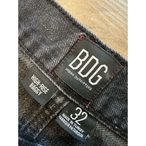 BDG High Rise Distressed Baggy Jeans in Washed Black 32 Women’s Urban Outfitters - Picture 5 of 5